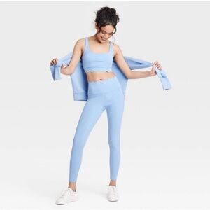 High-Rise Scallop Edge Light Blue Leggings and top ( top m or xl ) legg large